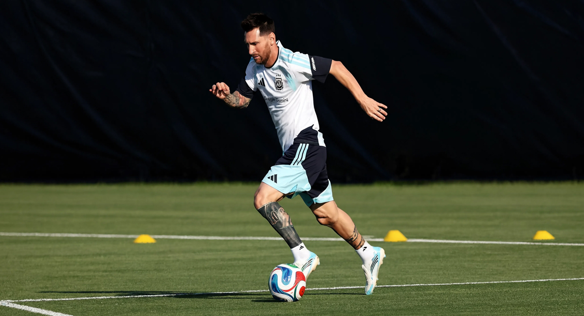 Messi ha entrenado en solitario con la Selección Argentina de cara al inicio del Mundial 2026