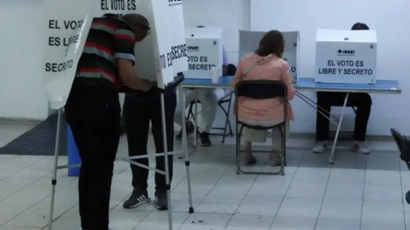Morena denuncia detenciones arbitrarias y presunto fraude electoral en Coahuila