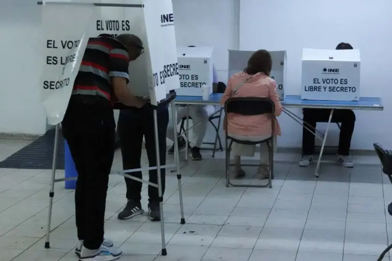 Morena denuncia detenciones arbitrarias y presunto fraude electoral en Coahuila