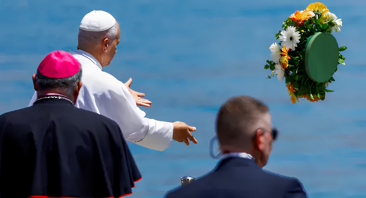 "No se puede hablar de dignidad y dejar que los mares sean cementerios": Papa León XIV critica a Europa