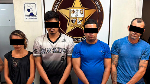 Caen cuatro presuntos miembros de grupo criminal en Ciudad Obregón; les hallaron 179 dosis de droga