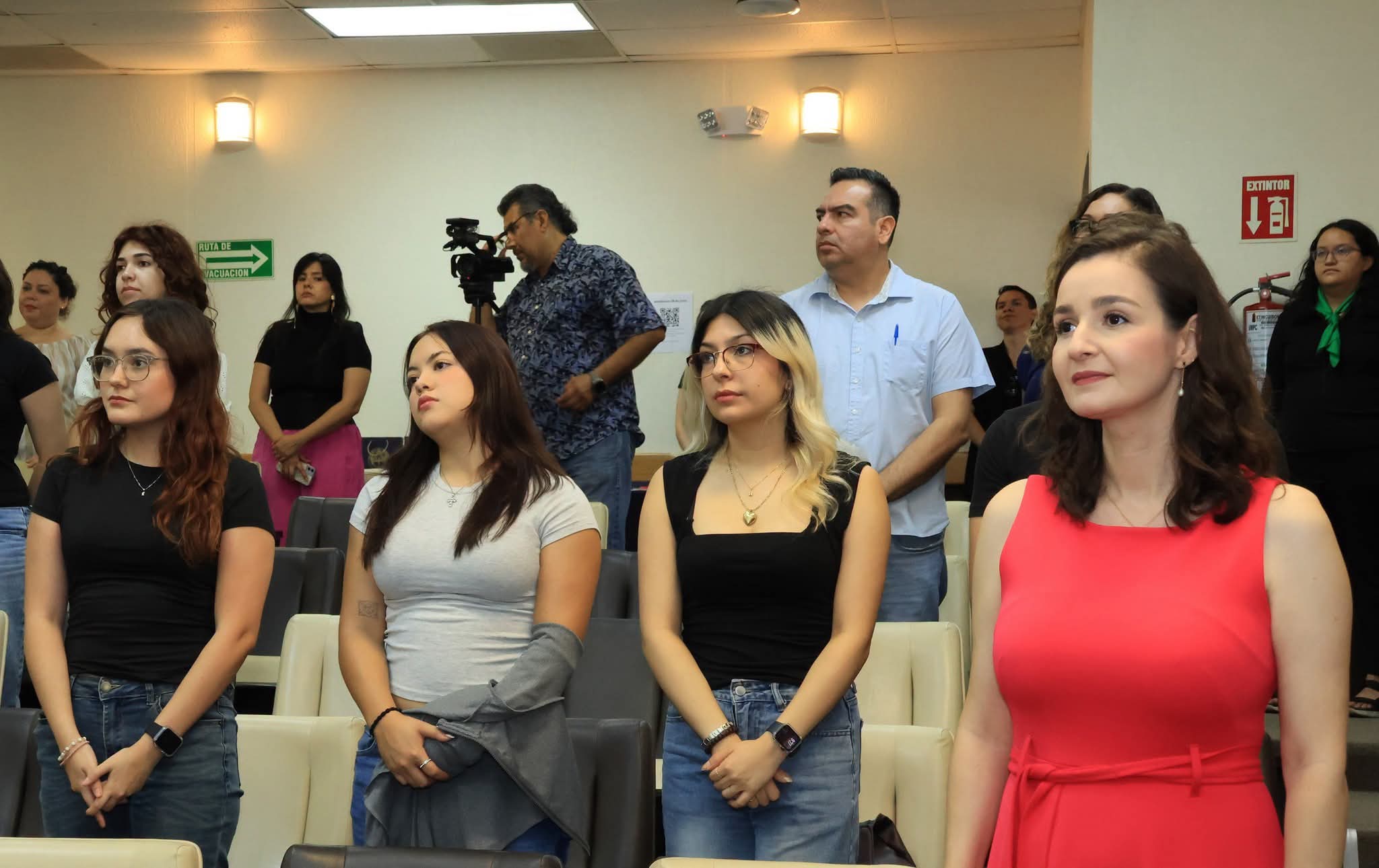 Ofrece Unison becas a escuelas en nivel medio superior