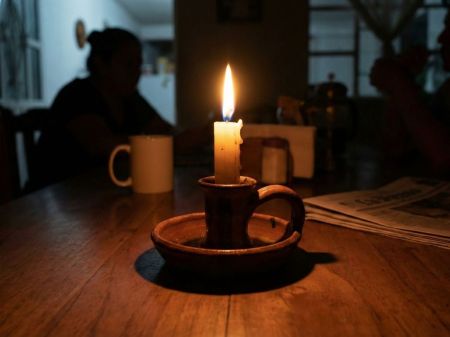 Padece Hermosillo horas sin servicios de agua y electricidad