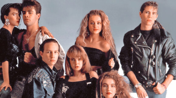 Joanna Vega-Biestro arremete contra serie de Timbiriche por versión de romance de Sasha Sokol y Luis de Llano