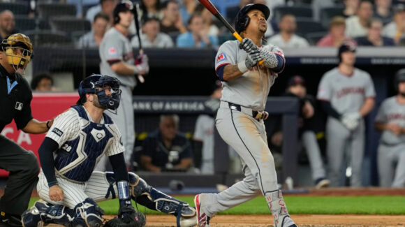 Ramírez y los Guardians le dan de palos a Cole y aseguran la serie ante los Yankees
