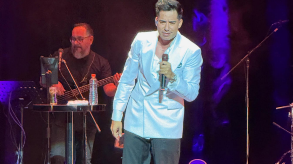 Ricardo Caballero debuta en Hermosillo con ‘El Intérprete’: Varias generaciones cantando al amor