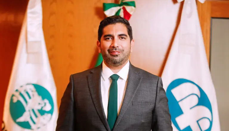Roberto Lazzeri entrega credenciales y asume como embajador de México en EU
