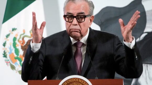 El analista Gustavo Rentería exige pruebas de investigaciones de EU contra gobernadores de Morena