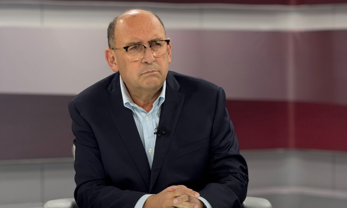 Diputado Rubén Moreira arremete contra AMLO por carta de apoyo a Sheinbaum ante Trump.
