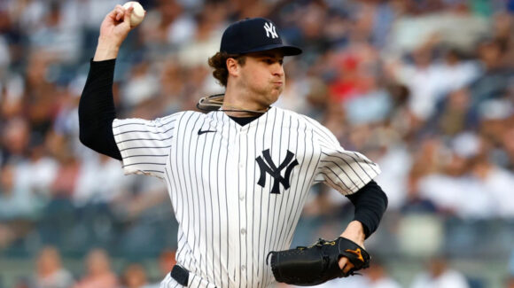 Schlittler es el yankee más joven con 13 ponches en más de 60 años y New York blanquea a Cincinnati