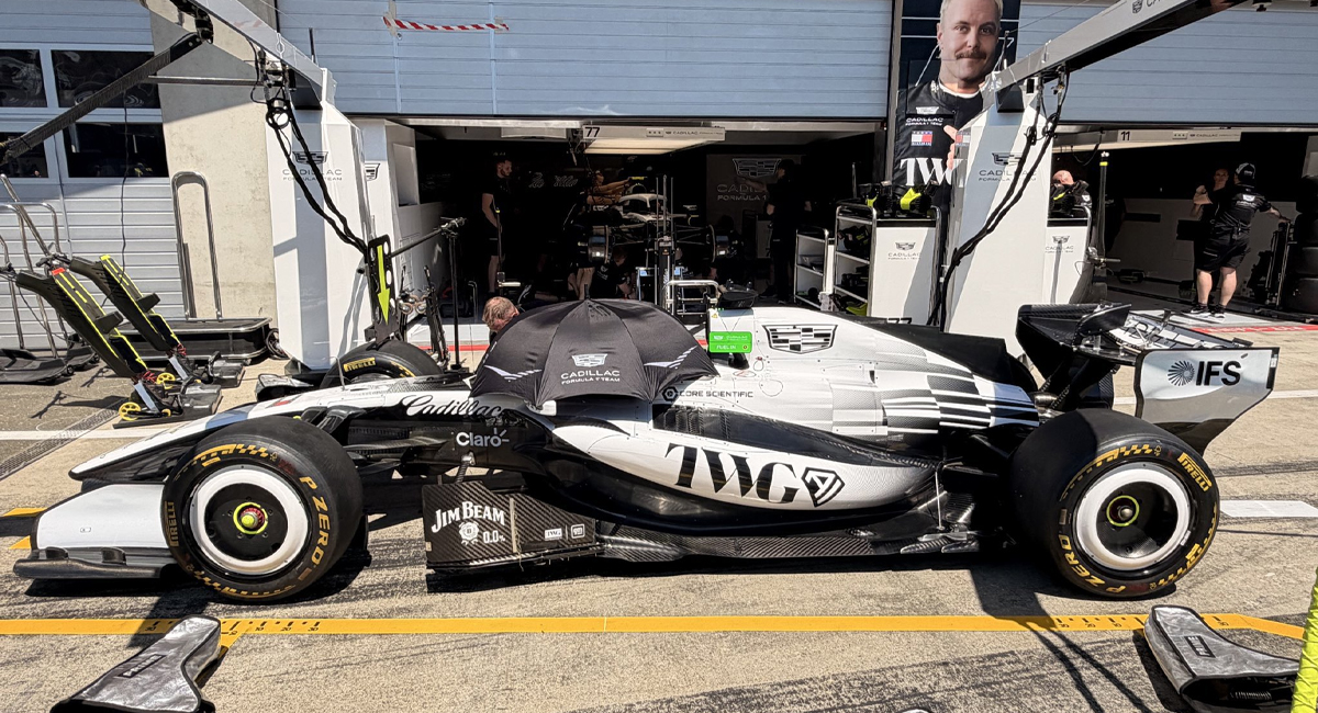 Sergio Pérez se enfrentó a múltiples problemas con su monoplaza de Cadillac, finalizando último en la FP1 y FP2