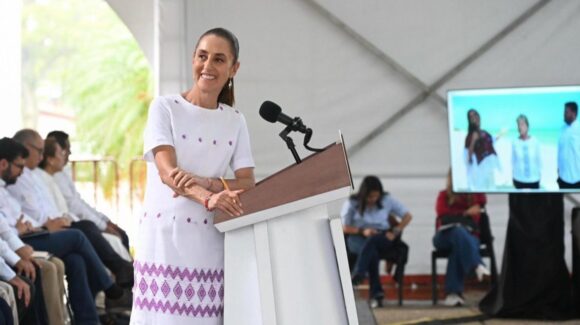 Sheinbaum anuncia inversión de 93 mil mdp para reactivar la industria petroquímica y de fertilizantes en Veracruz