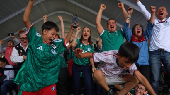 “Muchas felicidades a la Selección”: Sheinbaum celebra histórica victoria de México sobre Chequia