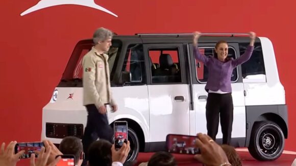 Sheinbaum presenta Olinia, el vehículo eléctrico mexicano que llegará al mercado en 2027