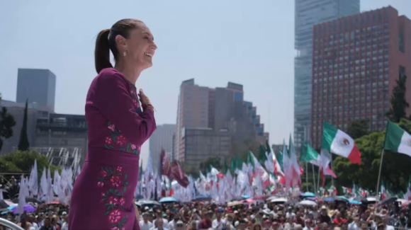 Sheinbaum reúne a 850 mil personas en informe por dos años de su triunfo