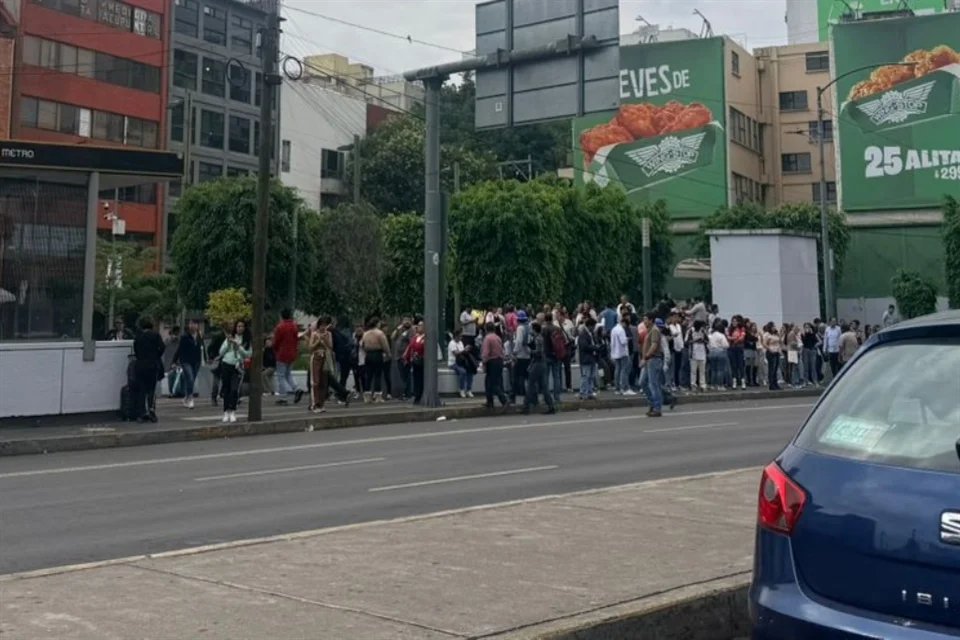 Clara Brugada activa protocolos tras sismo de magnitud 5.2 en Ciudad de México.