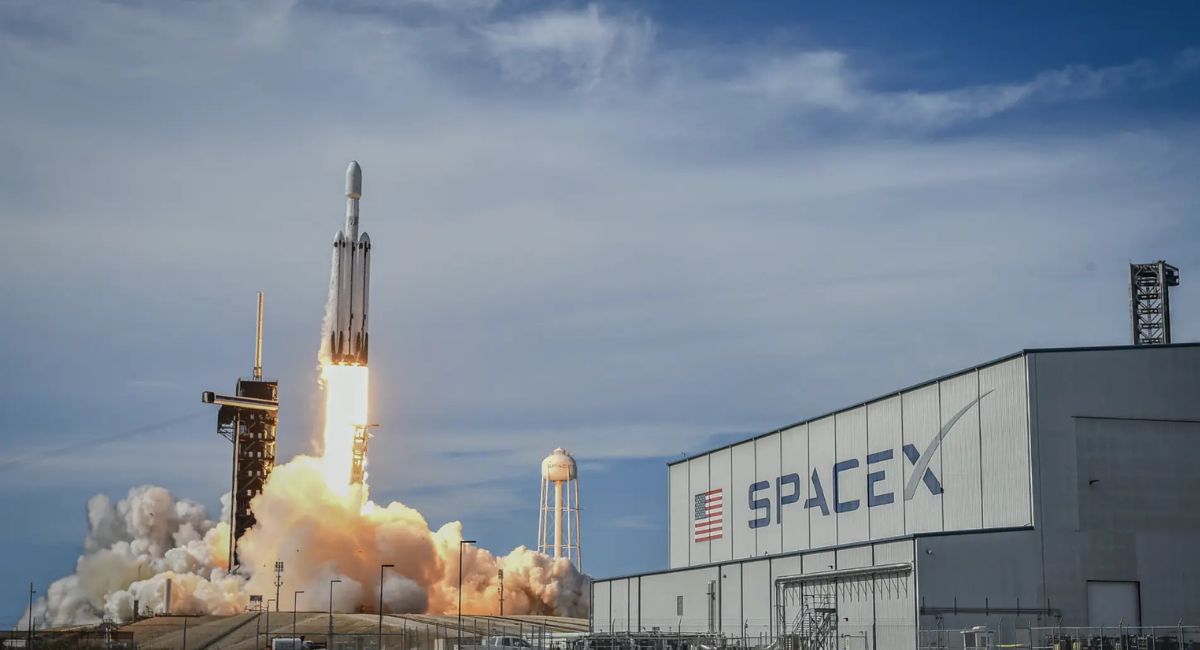 SpaceX firma acuerdo de computación con Reflection AI por 6 mil millones de dólares