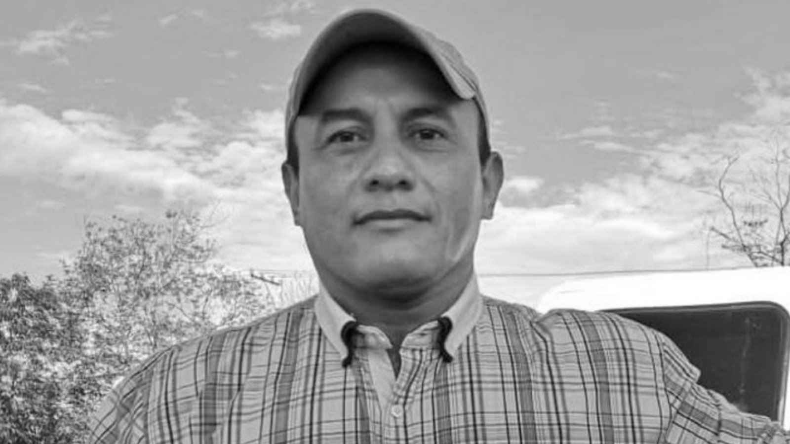 Hallan muerto a mando policial en comisaría de Tabasco; era investigado por asesinato de joven en retén