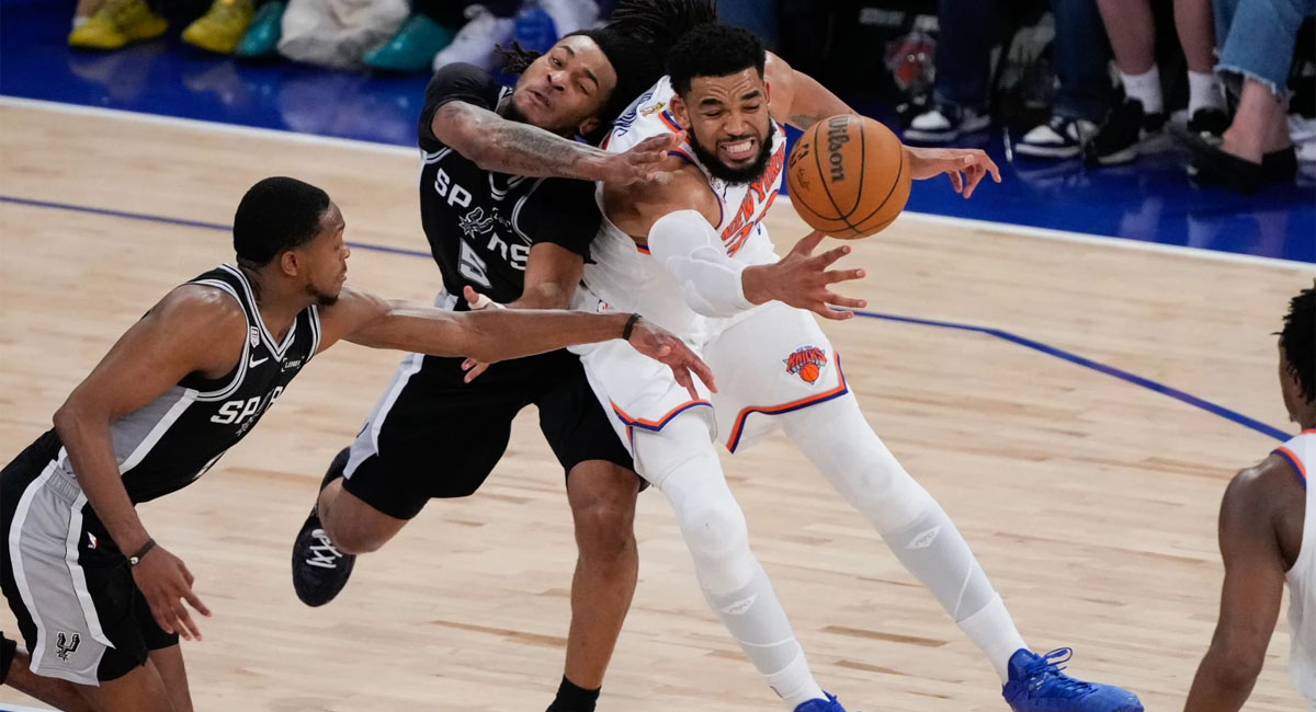 Towns está brindando una gran serie final ante los Spurs