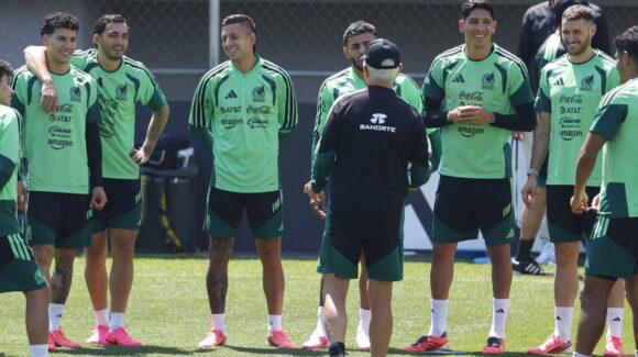Mundial 2026: Javier Aguirre prepara novedades en el 11 del Tri ante República Checa