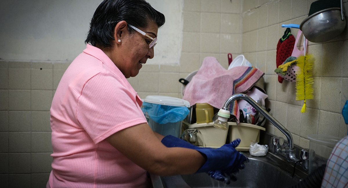 Trabajadoras del hogar exigen reconocimiento y dignificación; 98% labora sin contrato