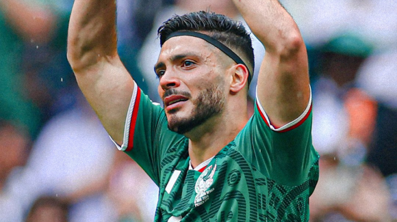 Tras cuatro copas del mundo, Raúl Jiménez marca su primer gol en un Mundial