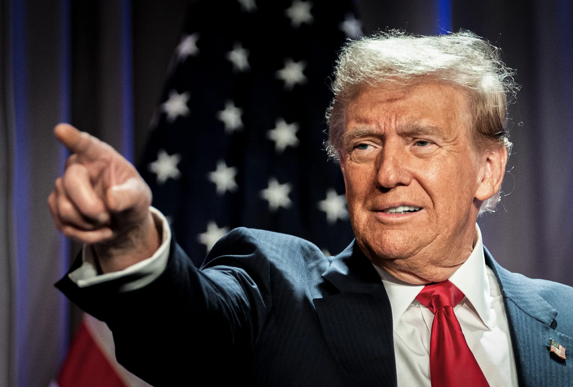 Trump anuncia acuerdo nuclear con Irán y prevé firma este domingo