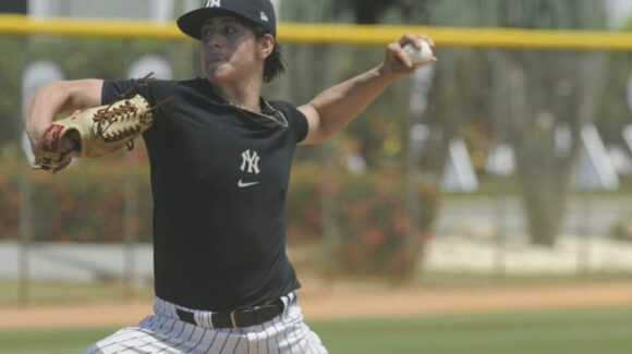 LAMP: Prospecto nacional de 17 años firma contrato con los Venados de Mazatlán