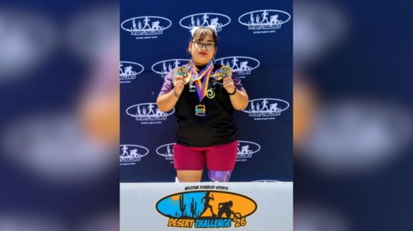 Estudiante del Cobach gana tres medallas de oro en competencia internacional de deporte adaptado