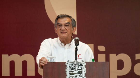 “Tengo la conciencia tranquila”: Américo Villarreal muestra su visa y rechaza acusaciones de nexos con el crimen organizado