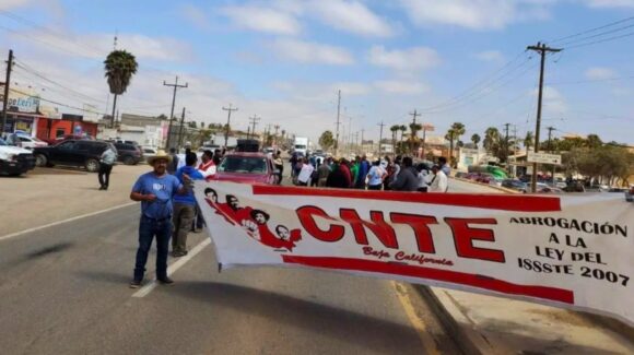CNTE liberará casetas y dará paso libre a CDMX HOY 15 de junio; anuncian protestas en más de 20 estados