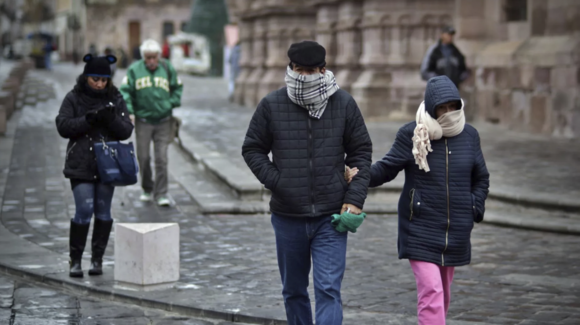 CDMX tendrá lluvias intermitentes y cielo parcialmente nuboso HOY 4 de junio: CLIMA por hora