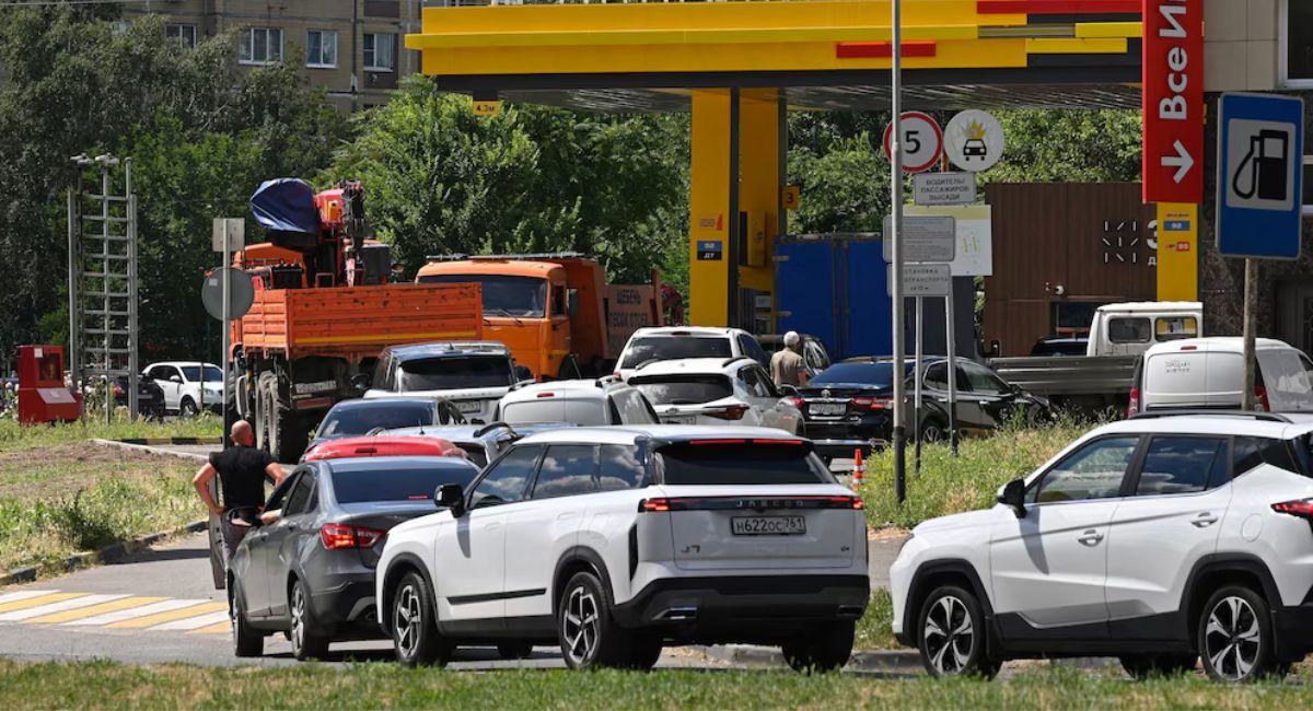Crisis de gasolina golpea a Rusia