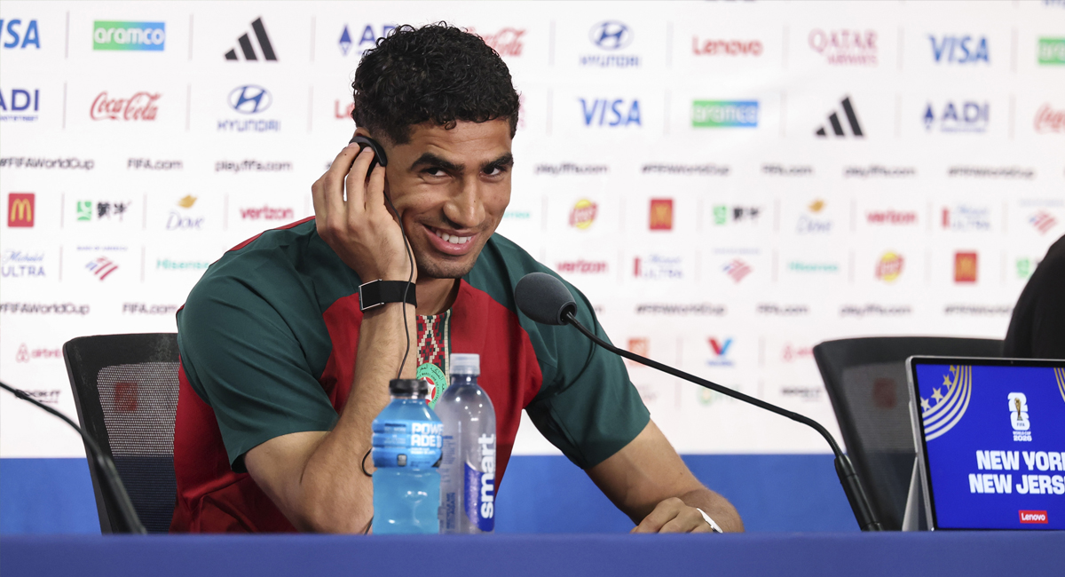 Achraf Hakimi en conferencia de prensa
