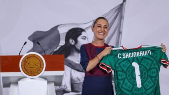 Fan Fest del Mundial 2026 en el Zócalo: Sheinbaum analiza asistencia ante movilizaciones de la CNTE