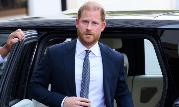 Príncipe Harry pierde batalla legal en contra de medios británicos en su regreso a Londres; esto se sabe