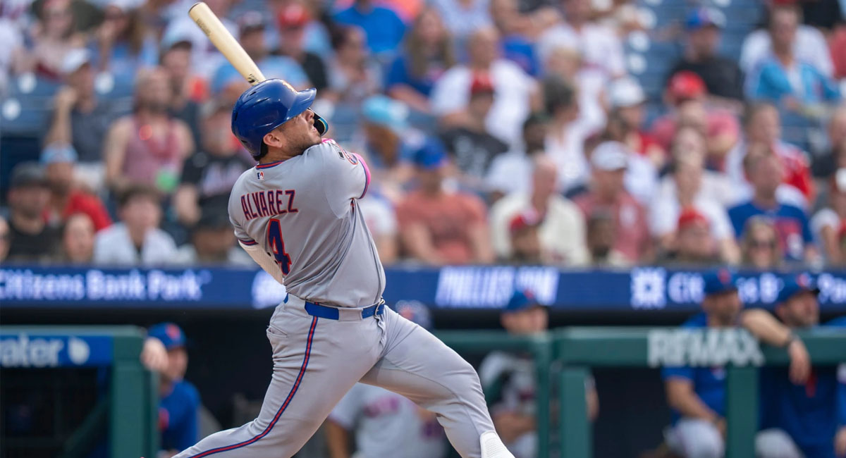 El receptor venezolano se fue para la calle en par de ocasiones ante los Phillies