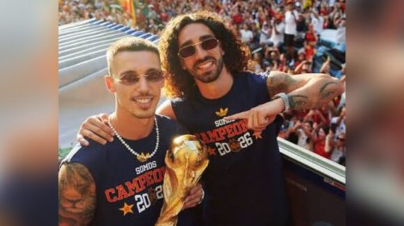 ¿De la cancha al ring? Alejandro Grimaldo revela que se enfrentaría a Cucurella en La Velada del Año 7