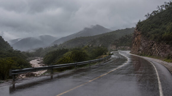 Alertan por fuertes lluvias en Sonora; autoridades realizan monitoreo para atender emergencias