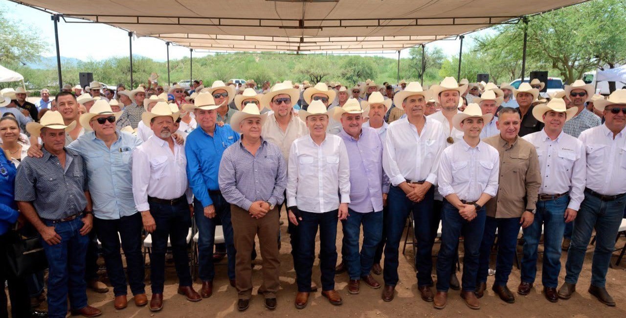 Alfonso Durazo inicia la construcción del centro Subasta de la Sierra en Moctezuma