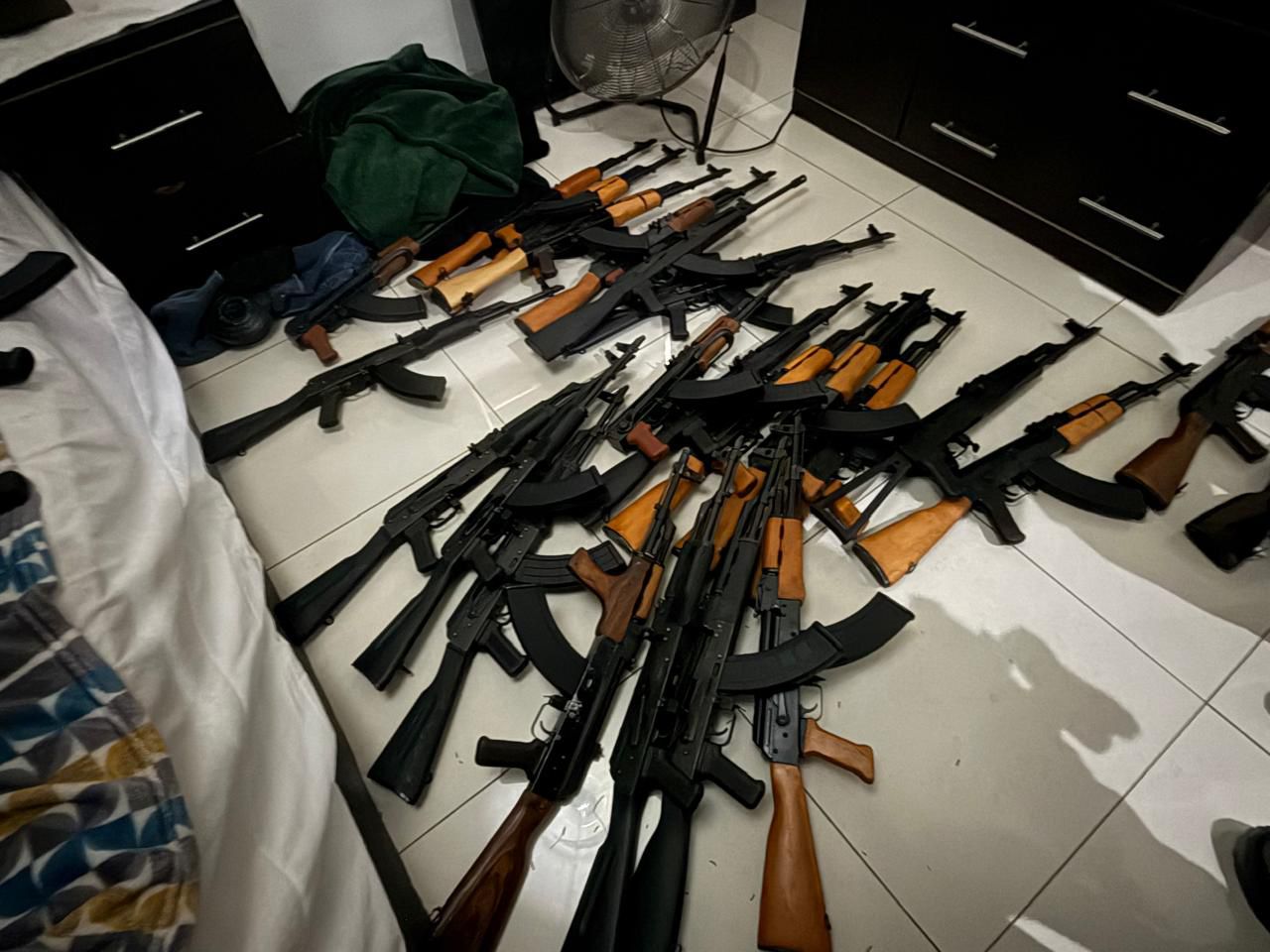 Aseguran 81 armas largas y más de 274 mil cartuchos en San Luis Río Colorado