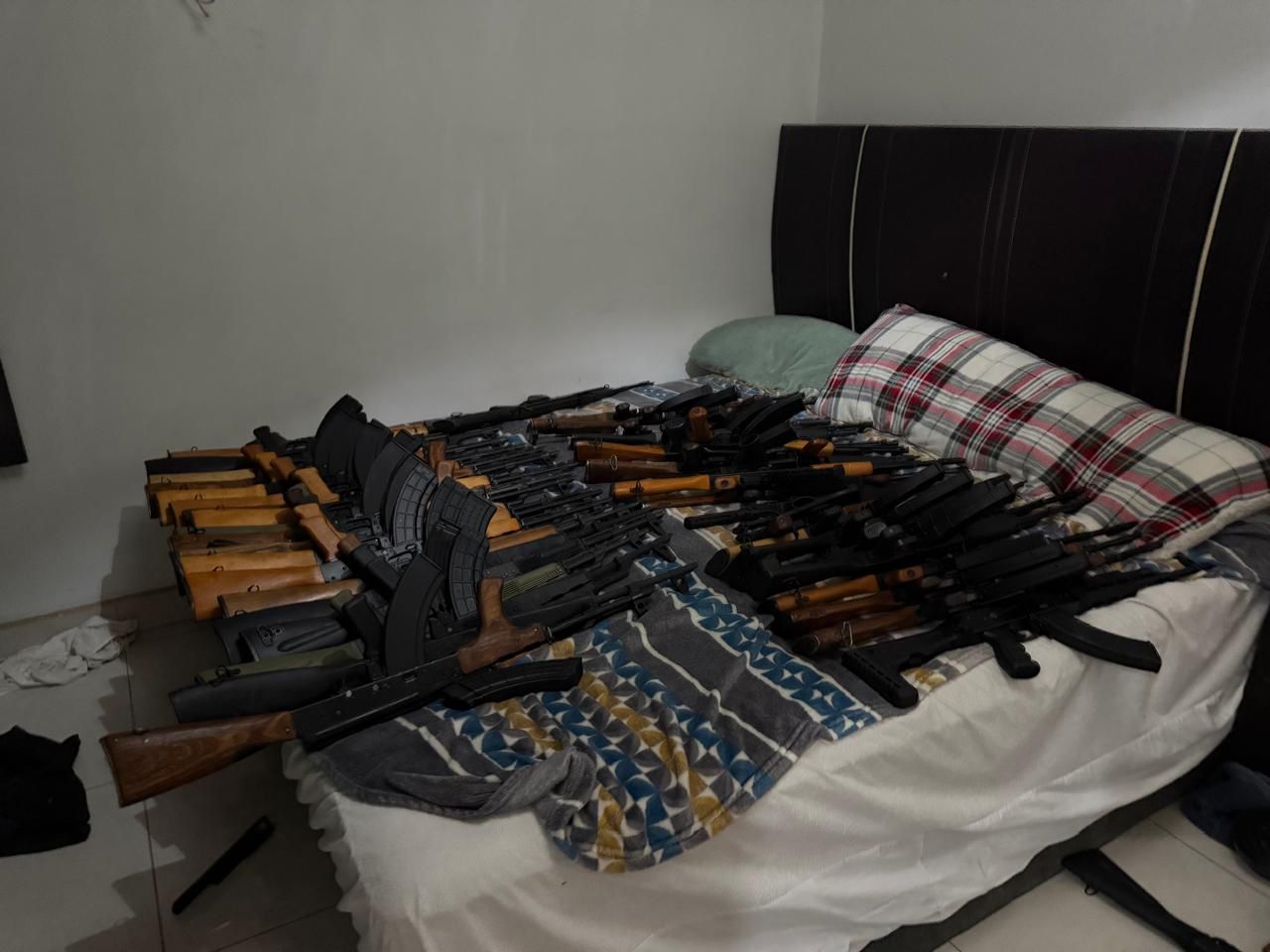 Aseguran 81 armas largas y más de 274 mil cartuchos en San Luis Río Colorado