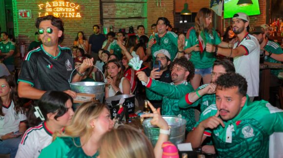 Así festejan en Sonora el triunfo de México ante Ecuador