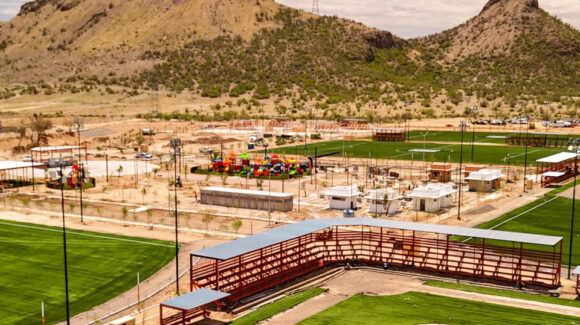 Unidad Deportiva Cárcamo H Cerro Colorado alcanza 85% de avance, confirma ‘Toño’ Astiazarán