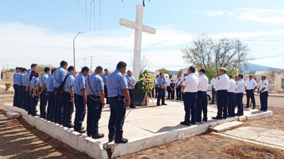 Bomberos de Cajeme conmemoran 77 años de servicio y honran a sus héroes caídos