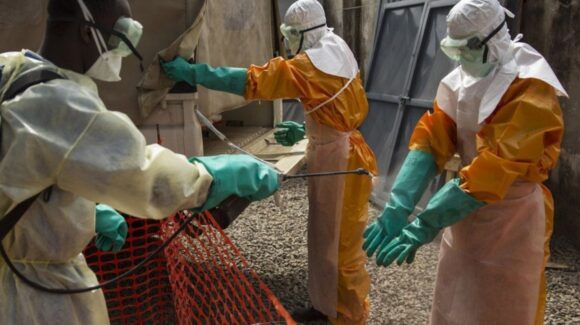 Brote de ébola está avanzando con mayor rapidez que alarma a la OMS