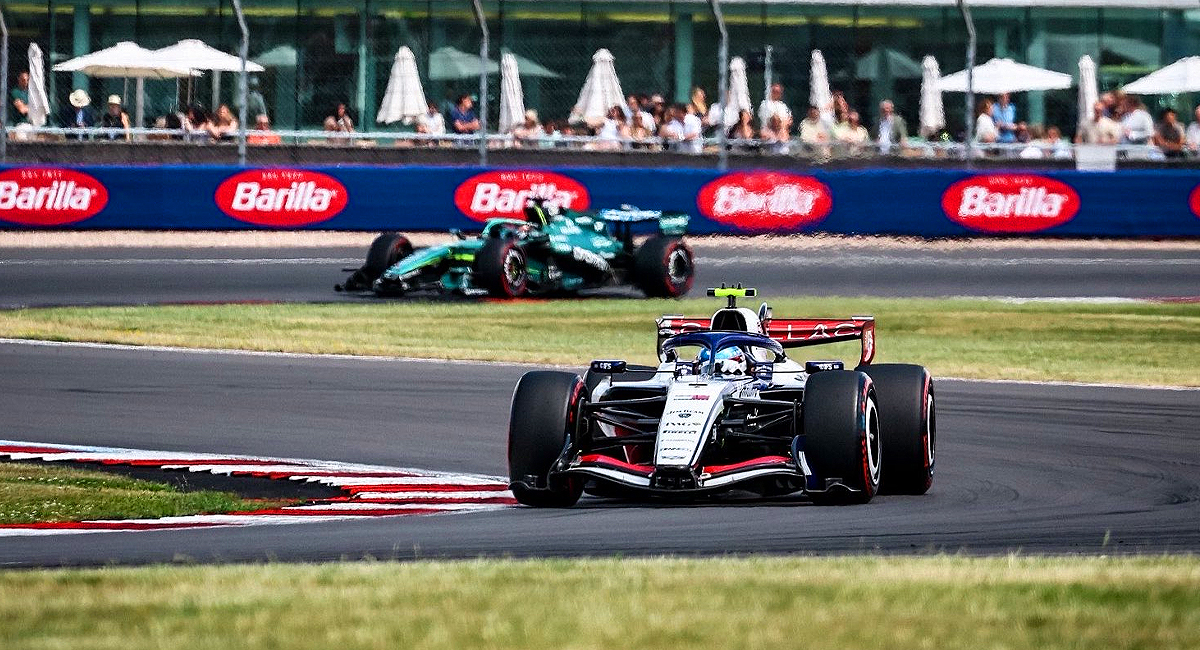Cadillac pudo dejar los problemas atrás y Sergio Pérez consiguió la posición 15 en el Gran Premio de Gran Bretaña 2026