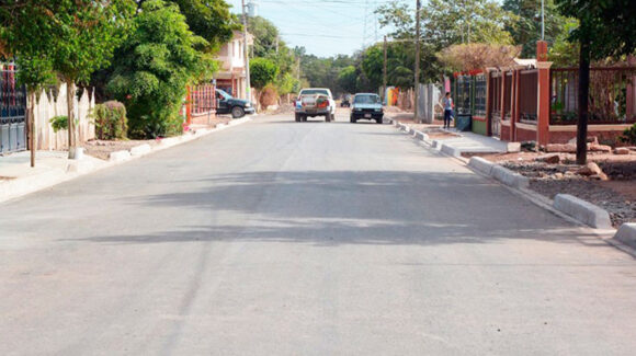 Avanzan obras de pavimentación y mejoramiento urbano en Pueblo Yaqui y sus delegaciones