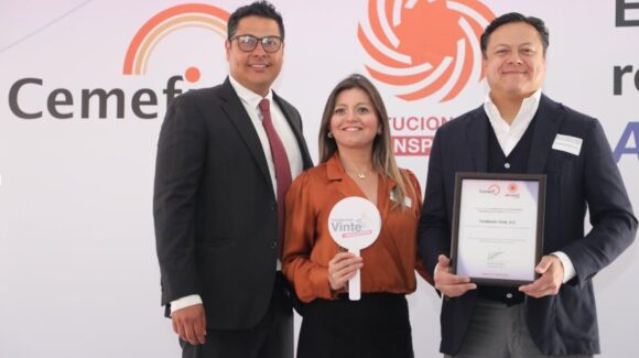 Carlos Cadena Ortíz conecta relaciones institucionales, vivienda y desarrollo comunitario