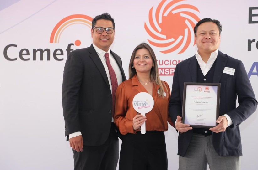Carlos Cadena Ortíz conecta relaciones institucionales, vivienda y desarrollo comunitario